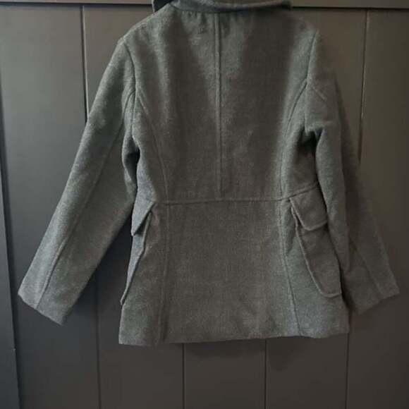 Girls Gray Single Breast Peacoat Button Up Pockets Winter Dress Jacket size 6X - Picture 3 of 3